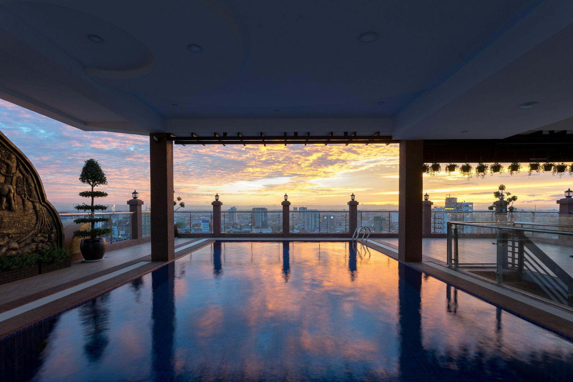 Queen Mansion Phnom Penh Ngoại thất bức ảnh